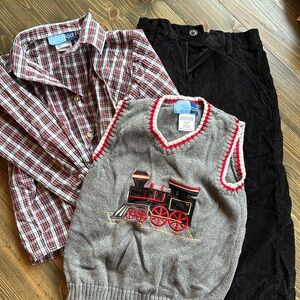 Boys train outfit size 4